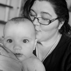 Meet your Posher, Demi